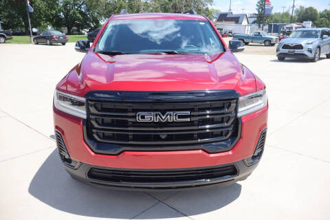2023 GMC Acadia SLT