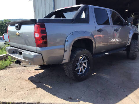 2009 Chevrolet Avalanche LS