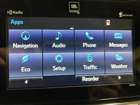 2016 Toyota Prius v Five