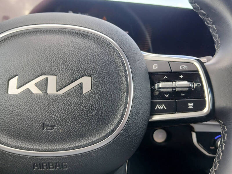 2025 Kia Sorento S