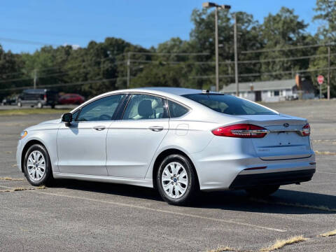 2019 Ford Fusion S