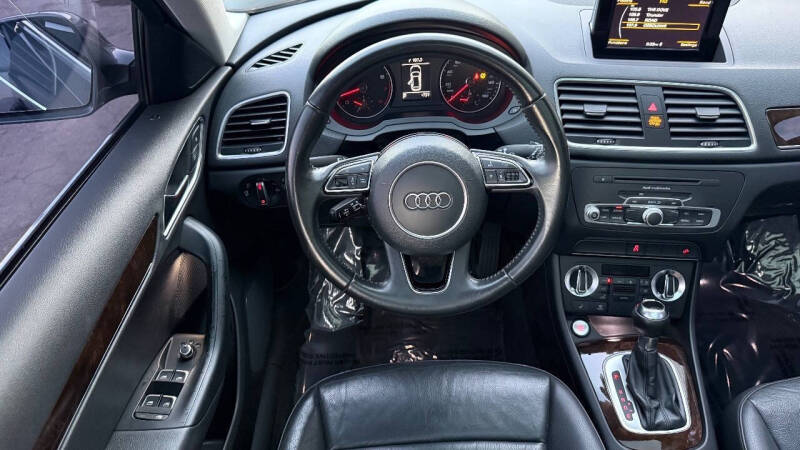 2015 Audi Q3 2.0T Premium Plus