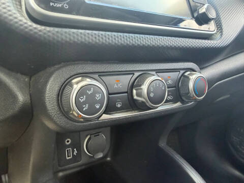 2024 Nissan Kicks S
