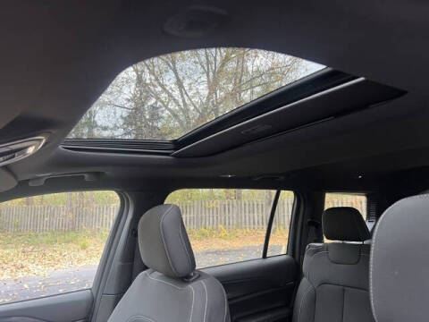 2024 Jeep Grand Cherokee L Laredo