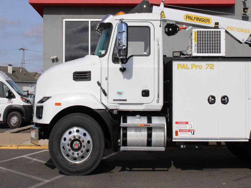 2025 Mack MD6