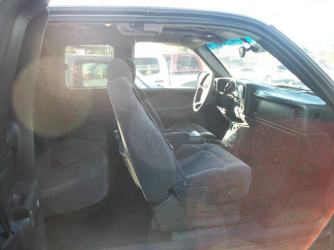 2002 Chevrolet Silverado 2500HD LS