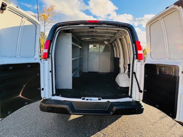 2021 Chevrolet Express 2500