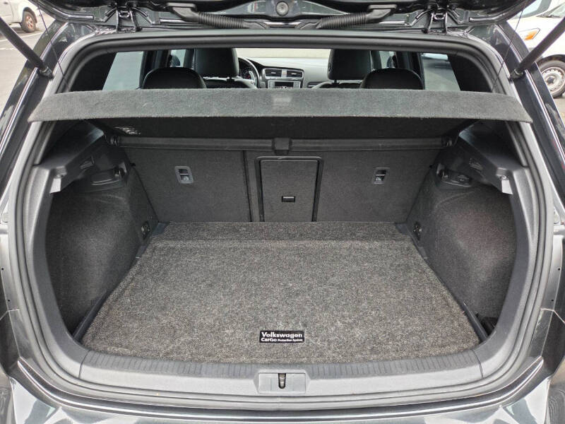 2016 Volkswagen Golf GTI SE