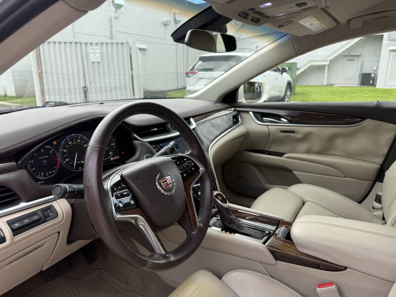 2014 Cadillac XTS Premium Collection