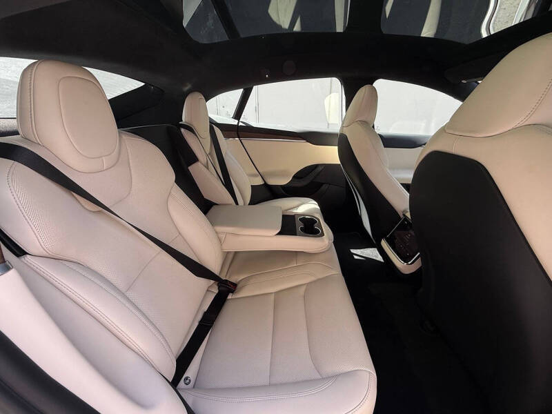 2021 Tesla Model S Long Range