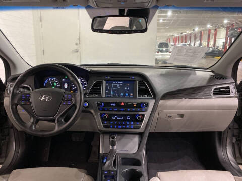 2017 Hyundai Sonata Hybrid