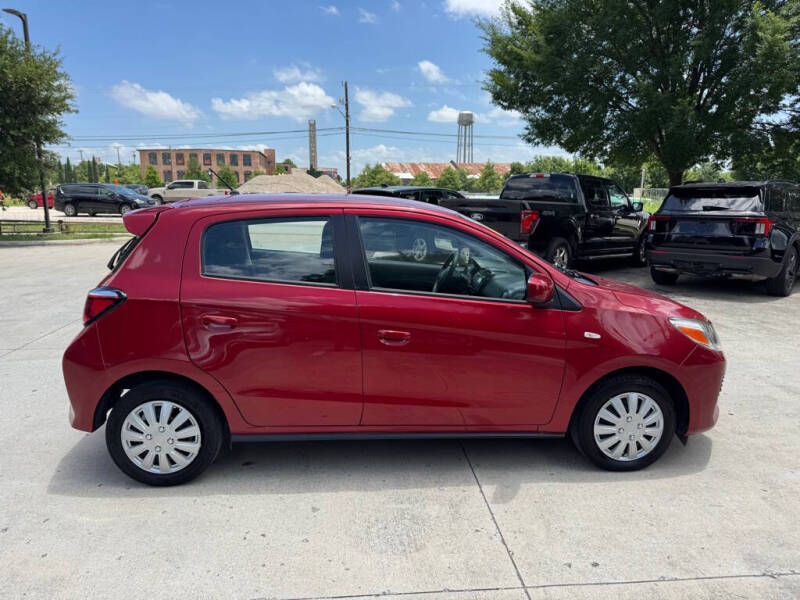2024 Mitsubishi Mirage ES