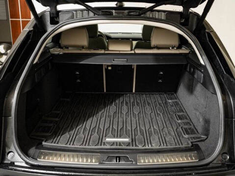 2022 Land Rover Range Rover Velar P250 R-Dynamic S