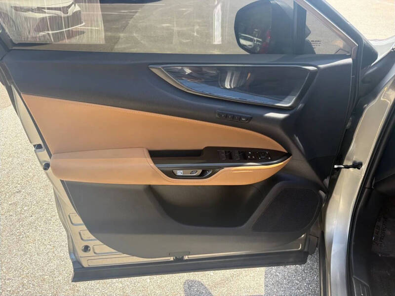 2024 Lexus NX 250 Premium