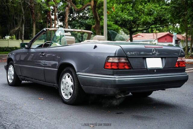 1995 Mercedes-Benz E-Class E 320