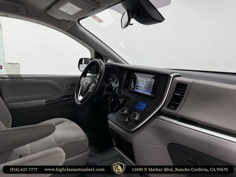 2020 Toyota Sienna L 7-Passenger