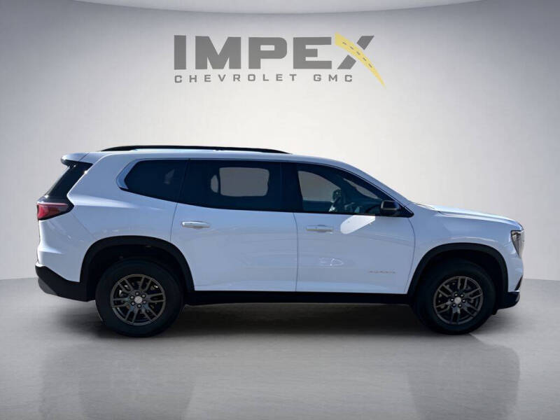 2025 GMC Acadia Elevation