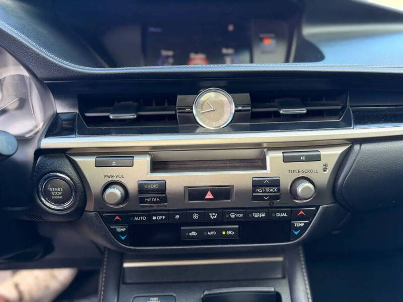 2017 Lexus ES 350