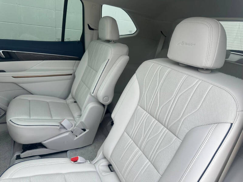 2025 Buick Enclave Avenir