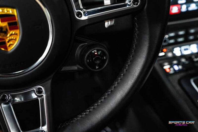 2017 Porsche 911 Carrera 4S