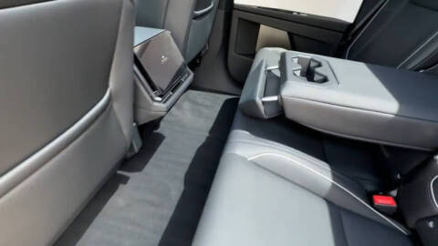 2024 Tesla Cybertruck