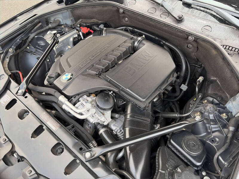 2012 BMW 5 Series 535i Gran Turismo