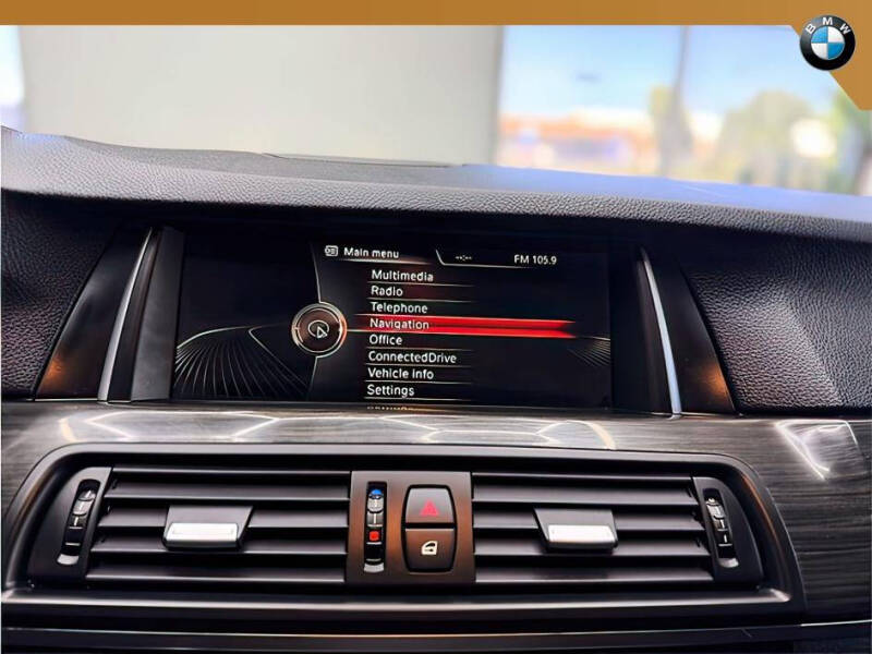 2016 BMW 5 Series 528i