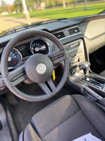 2012 Ford Mustang V6 Premium