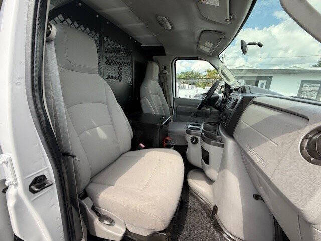 2014 Ford E-Series E-150