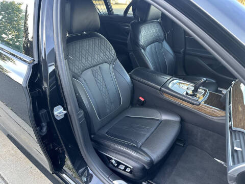 2017 BMW 7 Series 750i xDrive