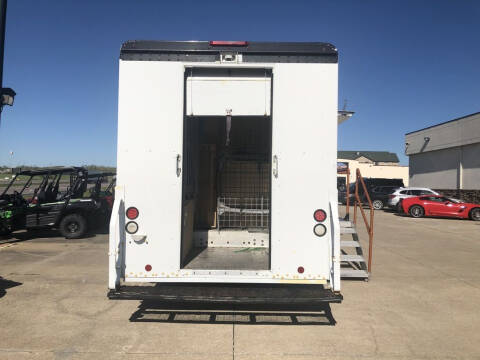 2012 Freightliner MT45 Chassis