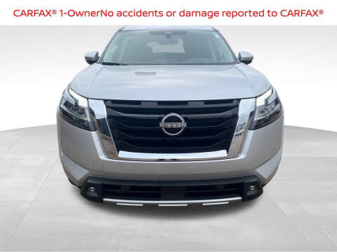 2022 Nissan Pathfinder Platinum