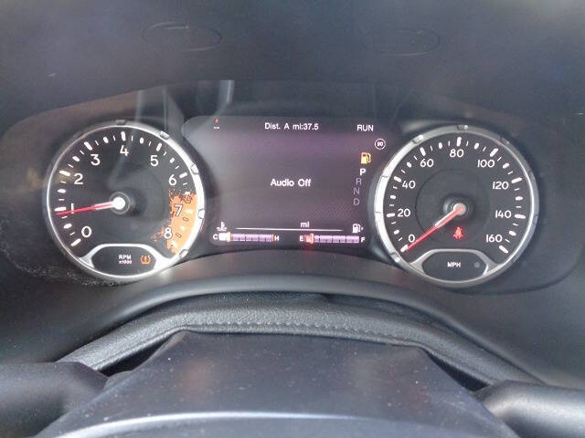 2017 Jeep Renegade Deserthawk