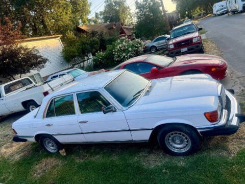 1976 Mercedes-Benz 450-Class