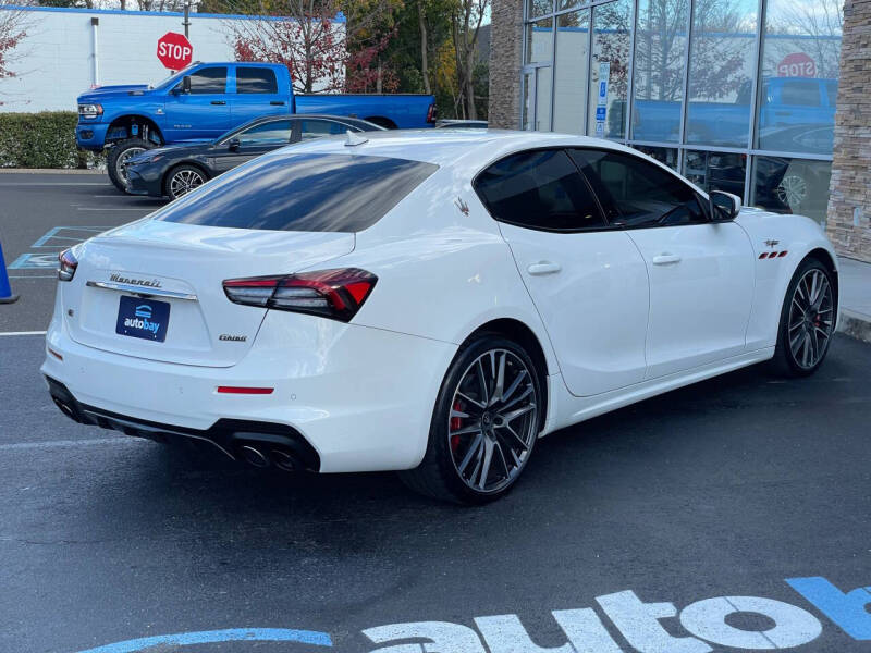 2023 Maserati Ghibli Trofeo