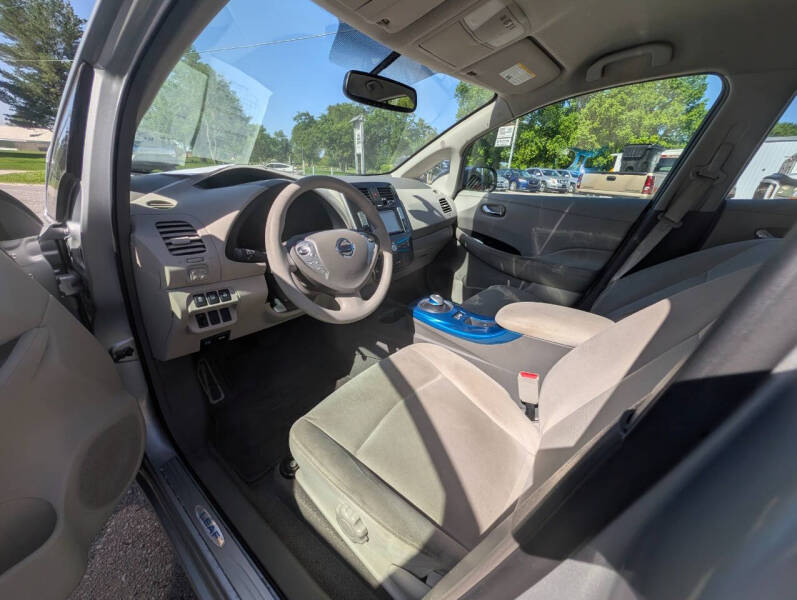 2012 Nissan LEAF SV