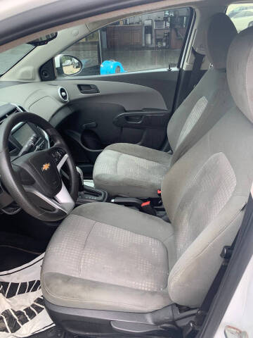 2017 Chevrolet Sonic LS Auto