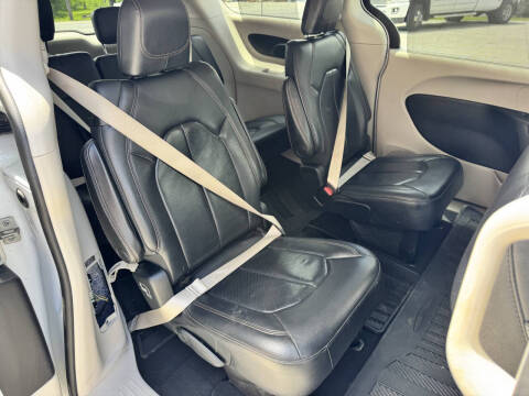 2018 Chrysler Pacifica Touring L