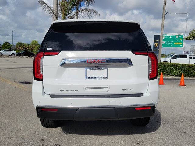 2023 GMC Yukon SLT