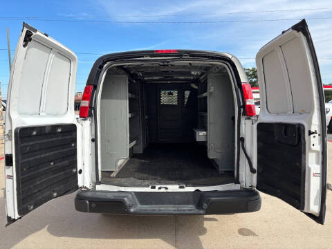 2020 Chevrolet Express 2500