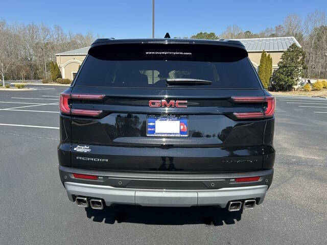 2025 GMC Acadia Elevation