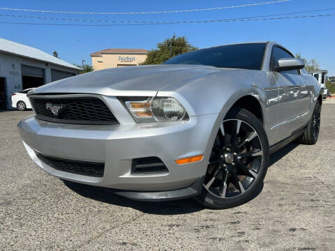 2011 Ford Mustang for sale at Auto Mercado in Clovis CA