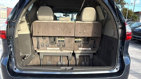 2017 Toyota Sienna L 7-Passenger