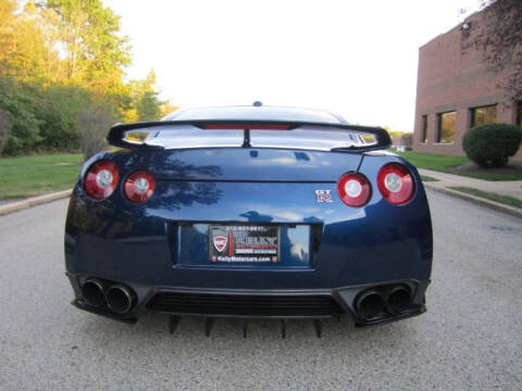2014 Nissan GT-R Premium