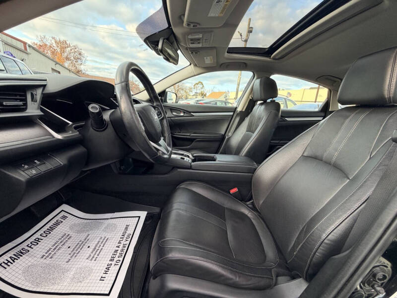 2017 Honda Civic Touring