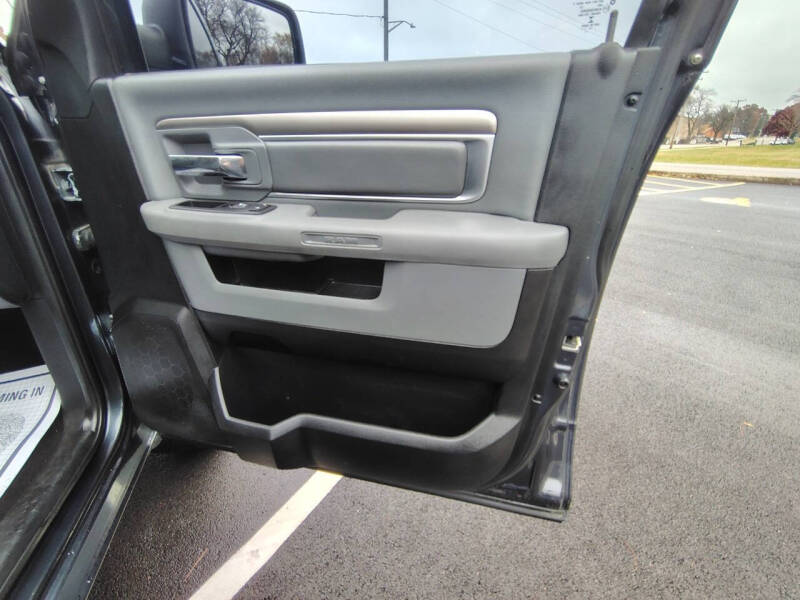 2016 RAM 1500 Big Horn