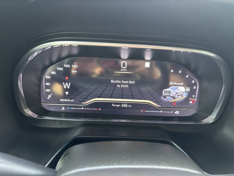 2022 GMC Yukon XL SLT