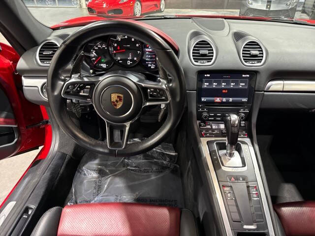 2017 Porsche 718 Cayman