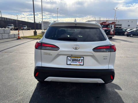 2022 Toyota Corolla Cross XLE