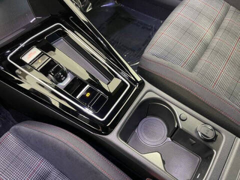 2025 Volkswagen Golf GTI S